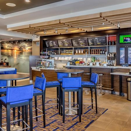 Courtyard By Marriott St. Petersburg Clearwater/מדירה ביץ' מראה חיצוני תמונה